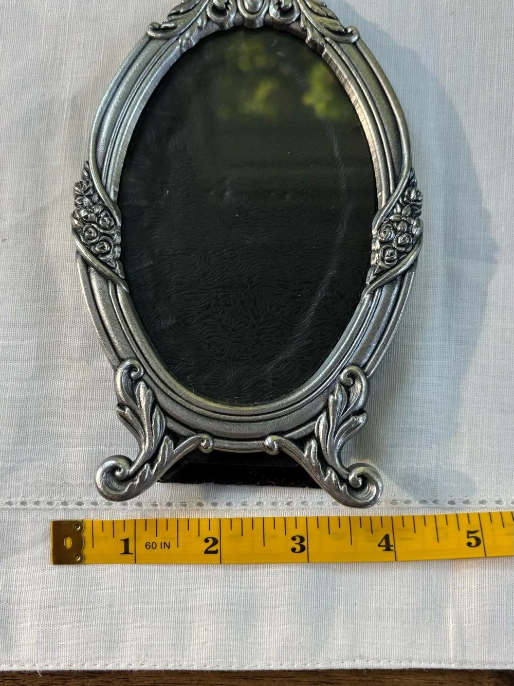 Ornate Oval Decorative Frame in Antique Silver